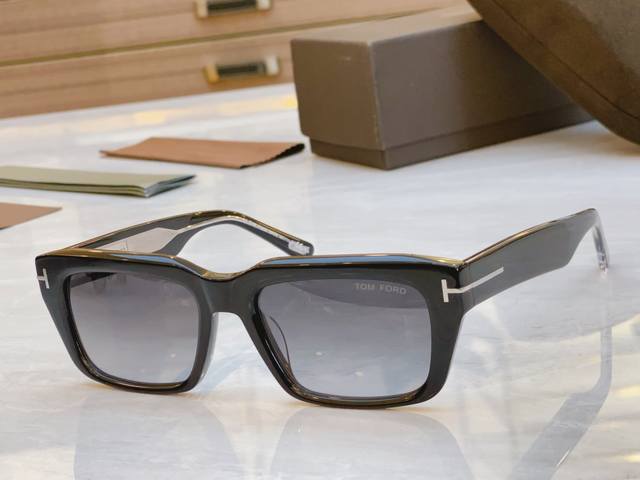 Tom Ford New Sunglasses, Model: Ft1199, Size: 55Mm 19-145