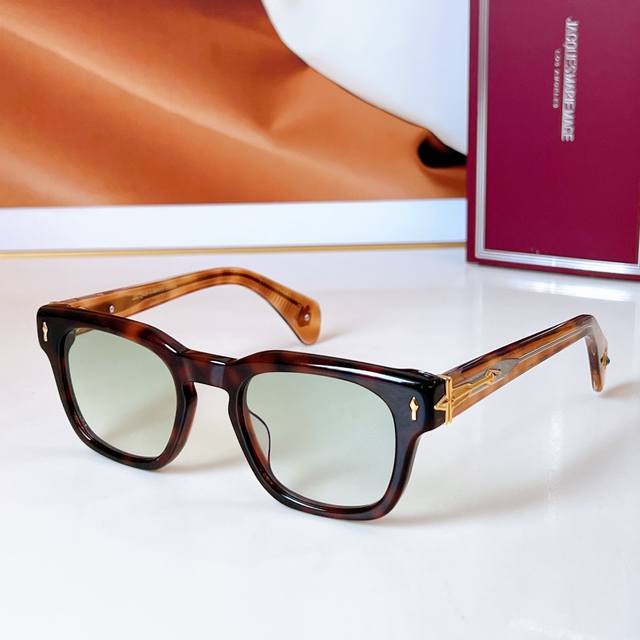 Jacques Marie Mag Model: Jhhoa61 Size: 51-23