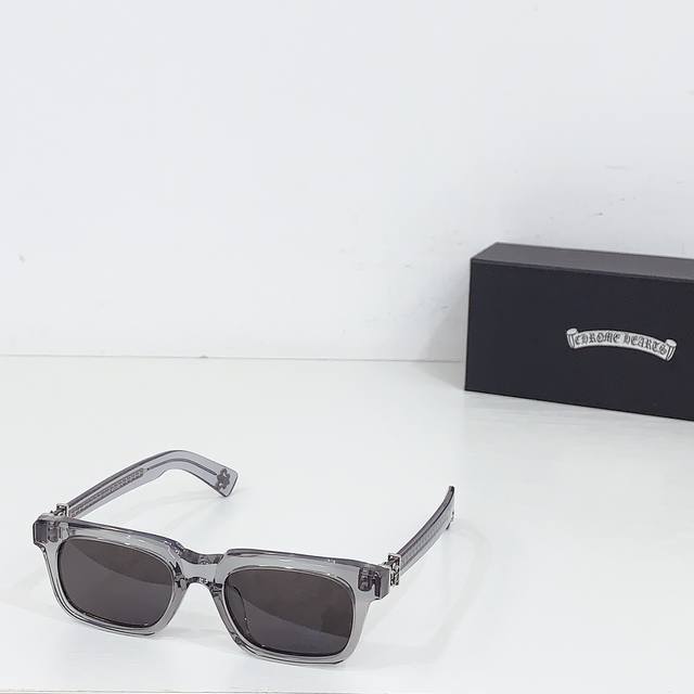 Sun Optical Official Website Synchronized Classic Design, Same As Celebrity Favo