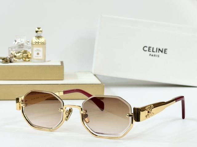 Celin* Model: Cl42118U Size: 52-23-145