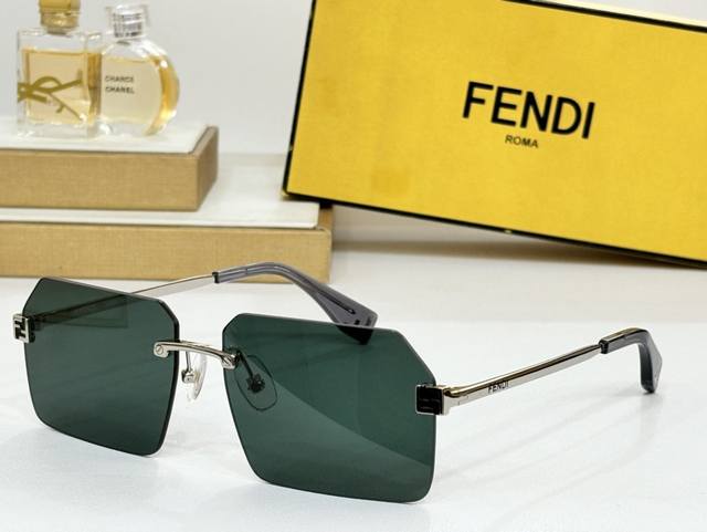 Fendi Model: Fe40043U Size: 58-13-145