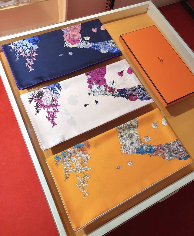 Shms2275 First Come, First Served! Herm S' Latest Lightweight Floral Scarf, 90Cm