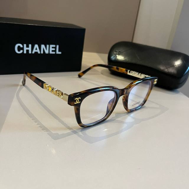 Chanel Official Early Spring New Arrival, Many Celebrity-Worn Chanel New Arrival