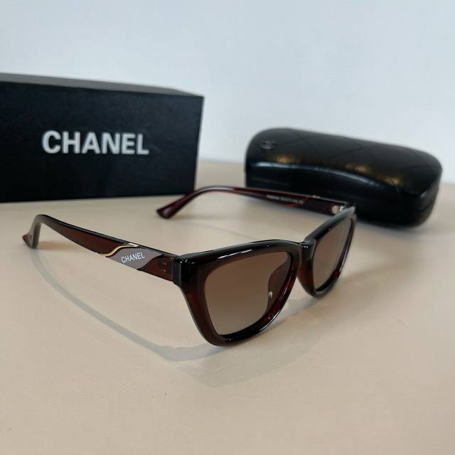 Chanel Chanel Polarized Sunglasses
