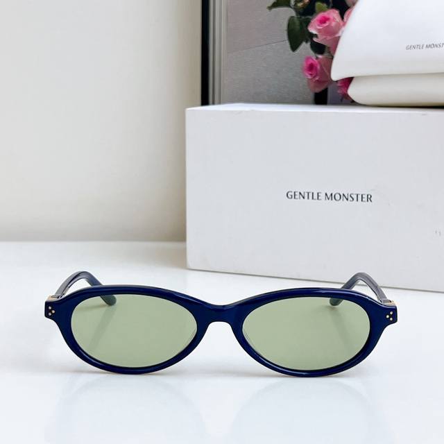 New Arrival Gentle Monster* Model: Be Slo Size: 54-18-145