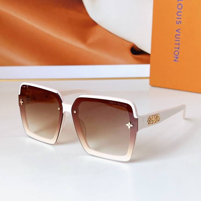 Louis Vuitton Model:Z1618U Size:55 Mouth 21-145