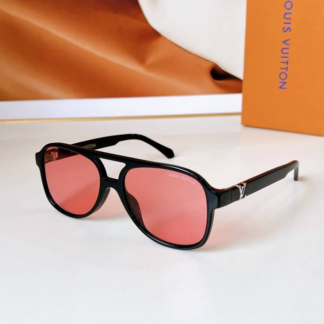 Louis Vuitto* Model: Z2866U Size: 55 Mouth 16-145