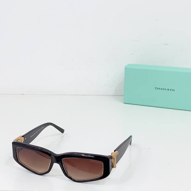 Tiffany&Co. Model: Tf4234U Size: 53Mm 18-140