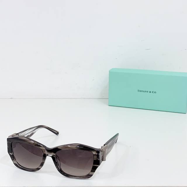 Tiffany&Co. Model: Tf4233U Size: 53Mm 18-140