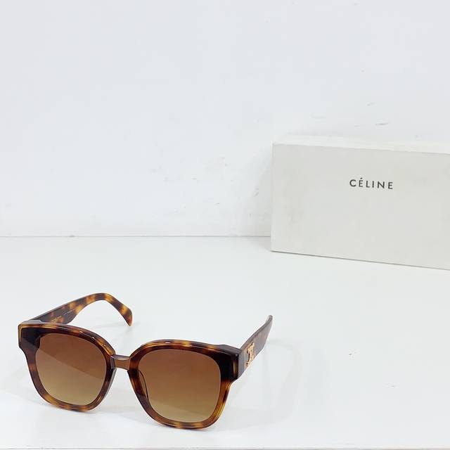 Celine* Model: Cl42094U Size: 55Mm 18-145