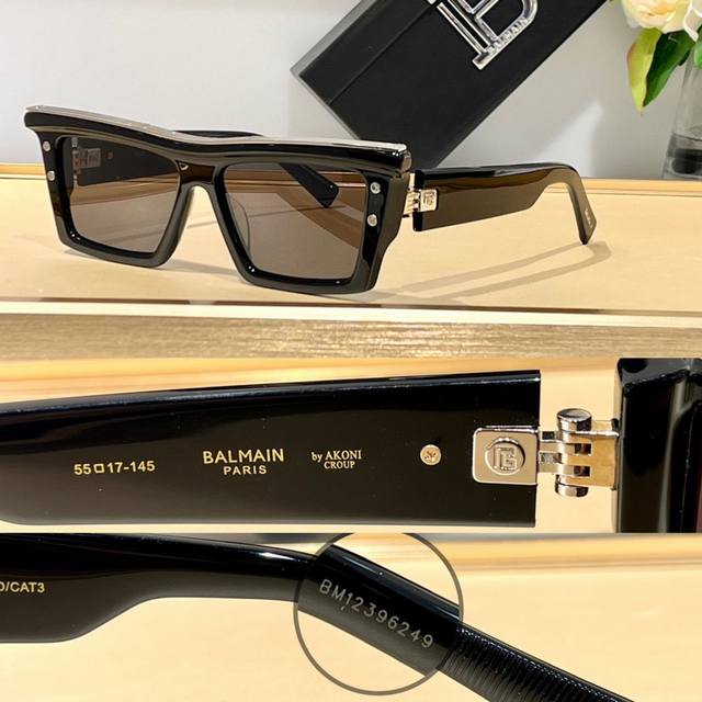 Balmain Mod:Bps-131C Size : 55 17-145