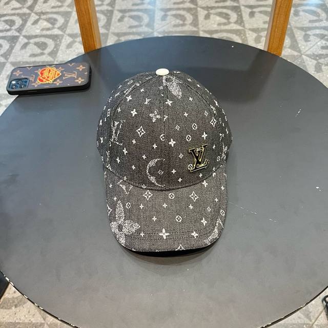 Louis Vuitton New Original Baseball Cap, Vintage Pattern Patchwork, 1:1 Mold Cus