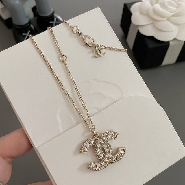 High-Quality, Details As Shown. Necklace, Round Diamond Necklace, Ear Studs. Abs