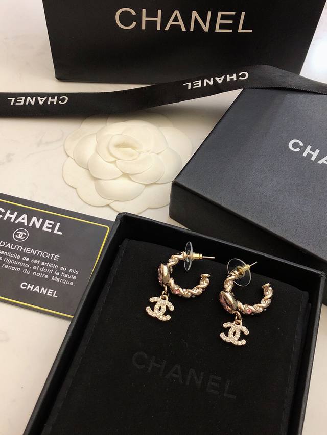 Chanel Ear Studs, Hot-Selling New Arrival, Consistent With Zp, Brass Material. C