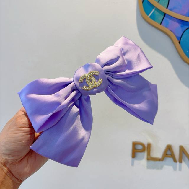 With Packaging Chanel Star-Inspired Bow Polka Dot Hair Clip. Influencer-Recommen