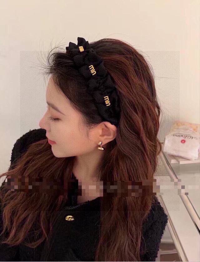 With Packaging Miu Miu Latest Custom-Made Hairband, All Details Photographed! Sw