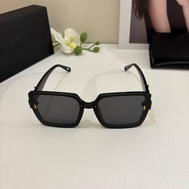 Ysl Saint Laurent New Arrival Sunglasses With A Stylish Metal Logo, Excellent Fa