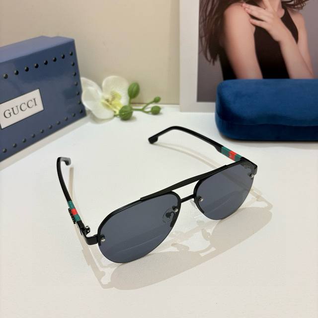 Gucci 2025 Spring New Arrival Fashionable Polarized Sunglasses, High-Quality, Co