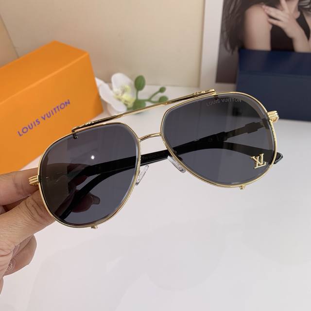 Louis Vuitton New-Arrival Sun-Blocking Sunglasses, Influencer-Favorite Fashionab