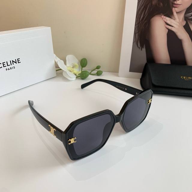 Celine Arc De Triomphe Square-Frame Sunglasses: Fashionable And Trendy Sun Prote