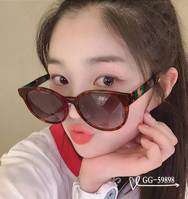 Italian Gucci - Gucci . Polarized Resin High-Definition Lenses . Tr Frame - Ligh
