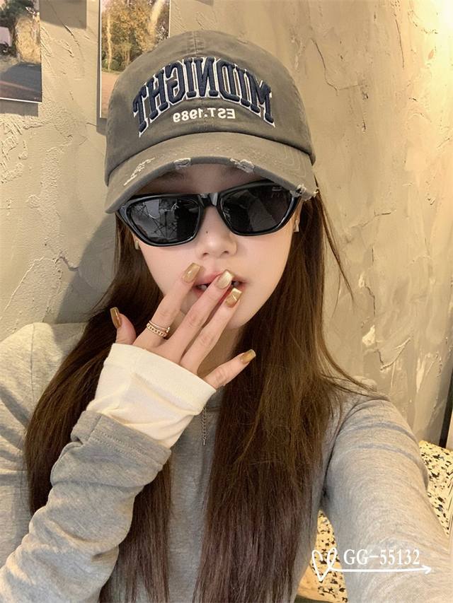 Italian Gucci-Gucci . Polaroid Resin High-Definition Lenses . Tr Frame - Lightwe