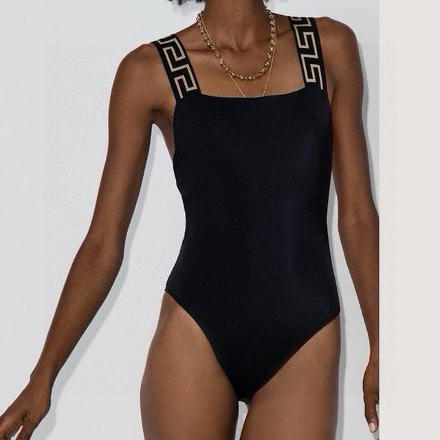 Versace New Arrival One-Piece Swimsuit Suitable For Various Occasions: Beach, Sw