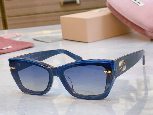 Miu Miu New Sunglasses, Model: Mu 16Ks, Size: 63-14-145