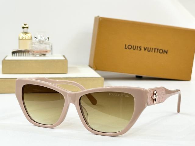 Louis Vuitton Model: Z2003U Size: 57Mm 15 145