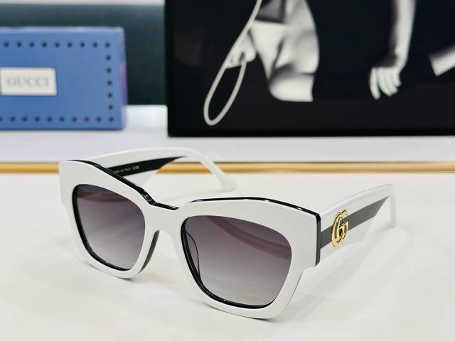 Gucci* Gucci Gg1422S Size: 54Mm 19-145 Women's Style, Stylish And Vibrant, Uniqu