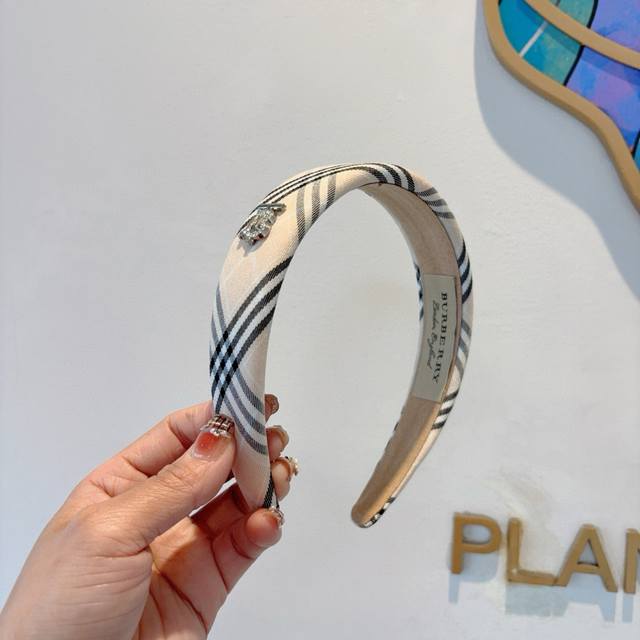 With Packaging Burberry New Hairband, Customer-Supplied Fabric. All Details Phot