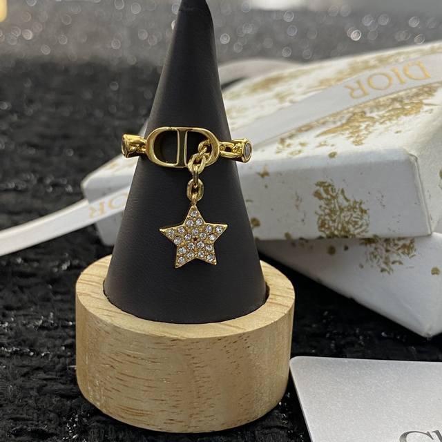 Hot-Selling New Ring, Exclusive High-End Quality, Real-Life Photos. Not Mass-Pro