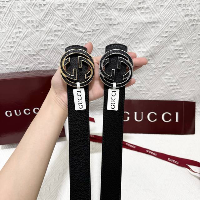 Gucci Men's New Arrival 4.0 Cm Wide, Featuring Double-Sided Alligator-Textured T