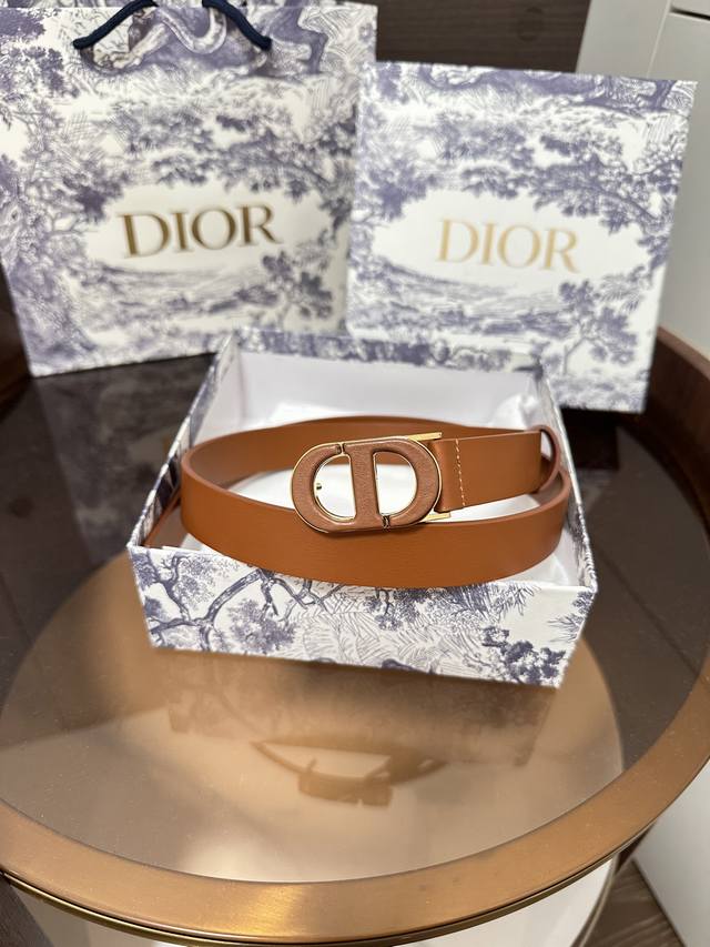 Di0R 30 Montaigne Belt 25Mm Black Smooth Calf Leather, Meticulously Crafted From