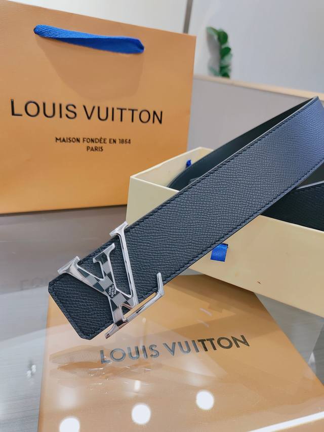 L0Uis Vuitt0N Lv Men's Premium Quality Belt, 40Mm Width, Featuring A Stainless S