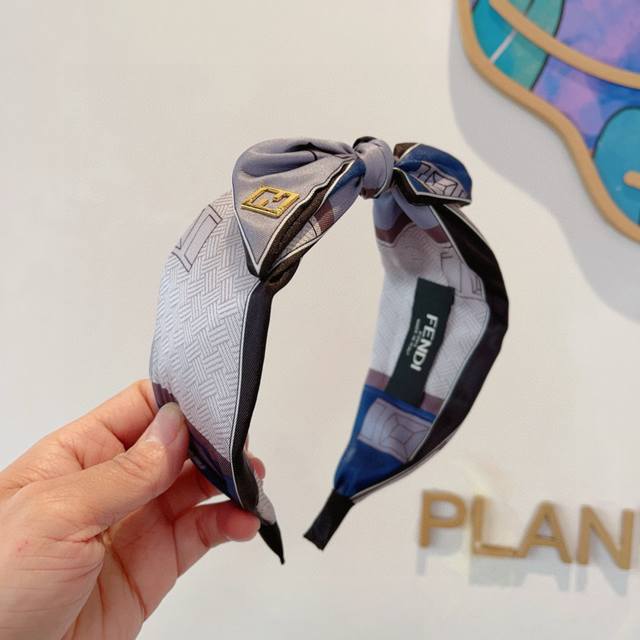 With Packaging Fendi Fendi New Butterfly Knot Letter Hairband, Retro Headband, S