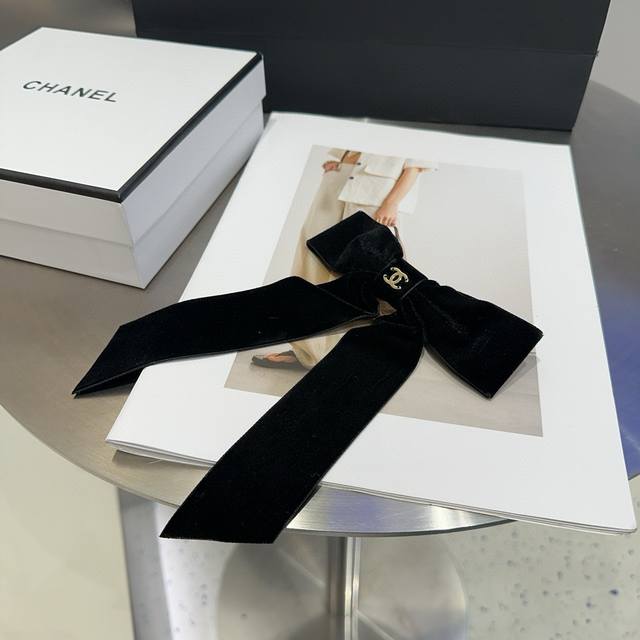 With Packaging Box Chanel Hot-Selling Small Chanel Spring Clip, Same As In Store