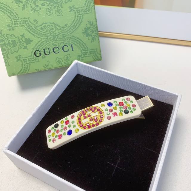 Gucci Gucci Hairpin Resin Colorful Logo Clip-On Side Hairpin For Bangs, Daily El