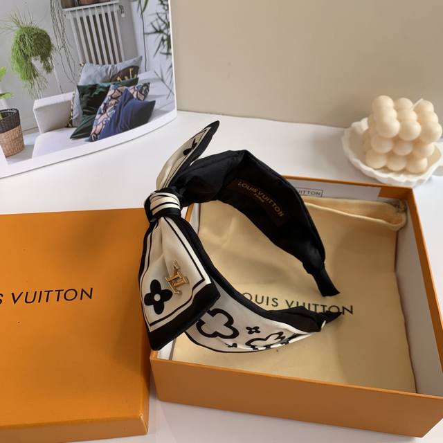 With Packaging Lv Louis Vuitton Wide Bow Hairband, Fashionable Headband, Latest