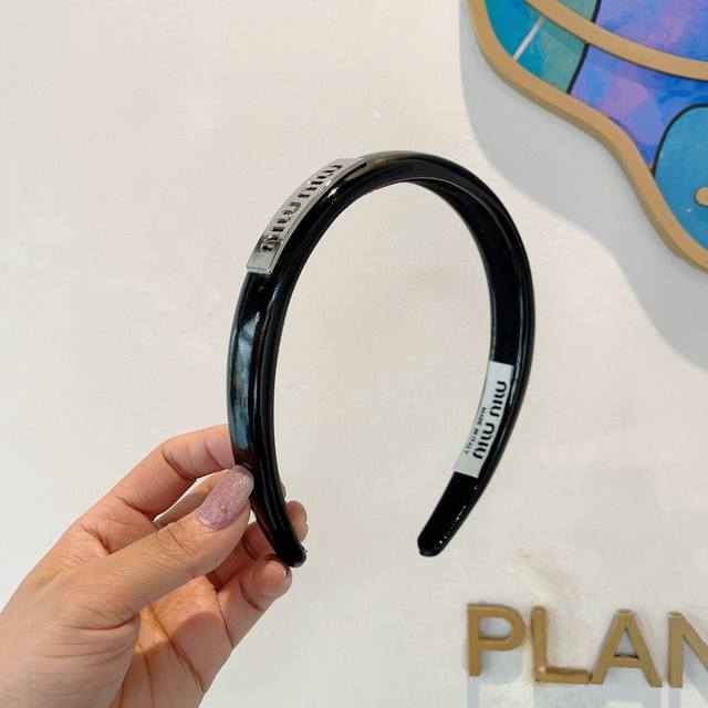 With Packaging Miu Miu New Custom-Made Lacquered Leather Hairband, All Details P