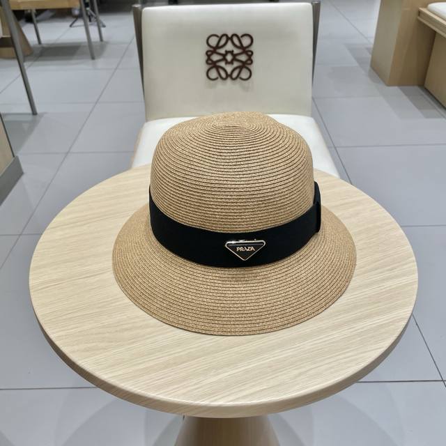Chanel Straw Hat, Made Of Fine Straw, Foldable, Head Circumference 57 Cm,