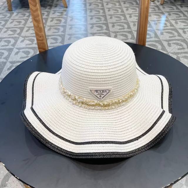 Prada New Lotus Leaf Brimmed Bowler Hat, Must-Have For Outings, Easy To Match, A