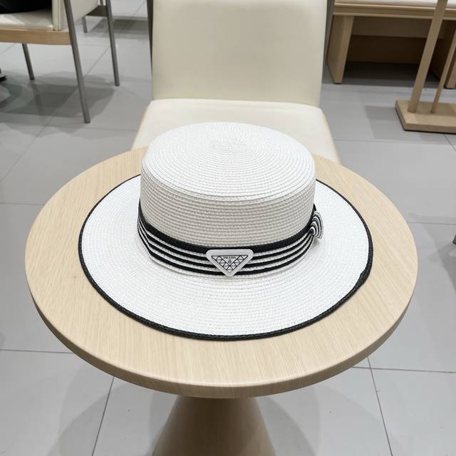 Prada 2025 New Straw Hat, A Must-Have For Street Style, Super Versatile, Grab It