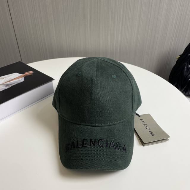 Balenciaga High-End Embroidered Baseball Cap, Excellent Quality, Casual And Fash