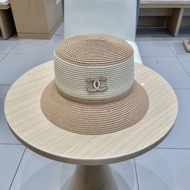 Chanel Chanel Straw Hat, Color-Blocked Bucket Hat, High-Fashion Pp Straw Hat, He