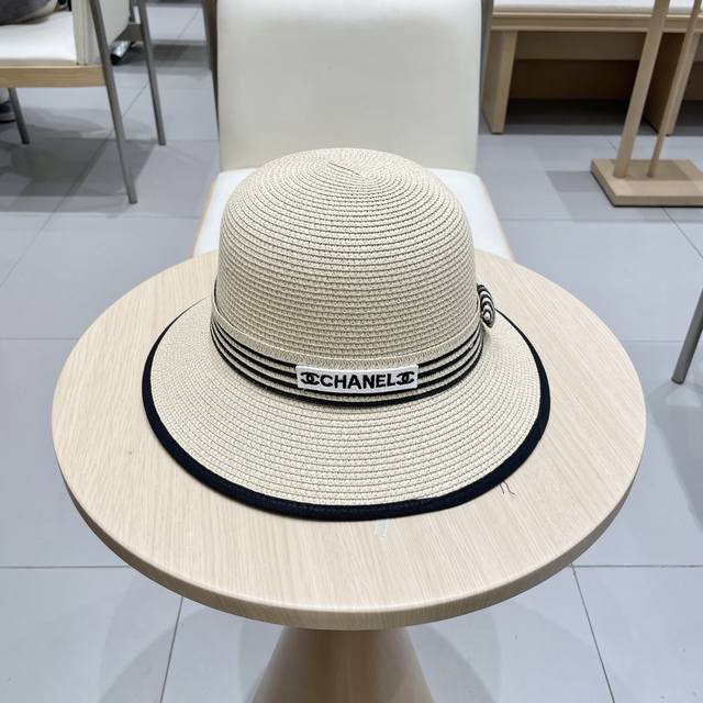 Dior Straw Hat 2025 New Model Round-Top Fine Straw Hat, Meticulously Crafted Wit