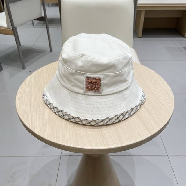 Chanel New Vintage-Style Fisherman's Hat Perfect For Holidays And Travel. This H