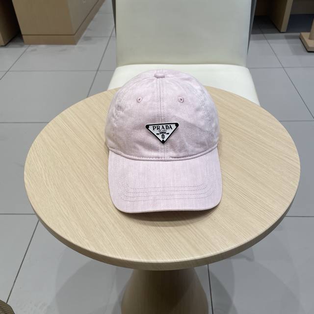 Prada Spring/Summer New High-Quality Baseball Cap Custom Fabric With An Amazing