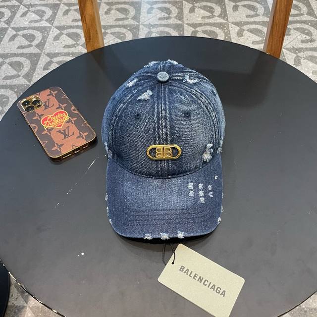 Balenciaga Paris Spring New Arrival Unique Baseball Cap, High-Quality Denim Fabr