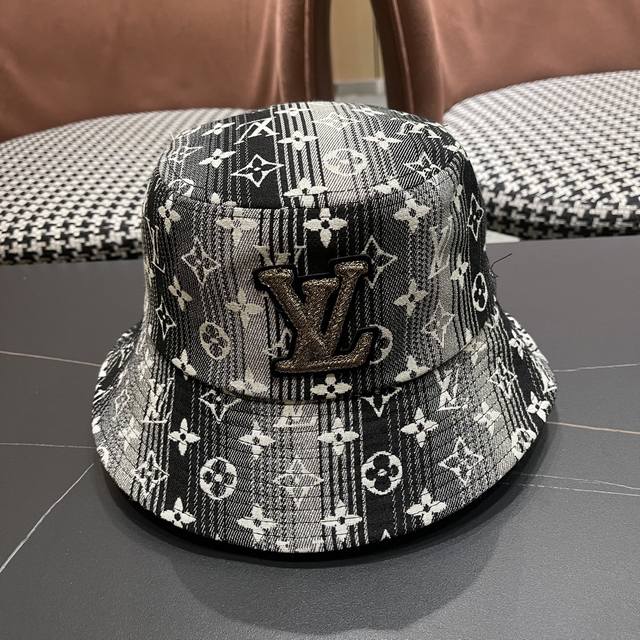 Louis Vuitton 2025 Authentic Embroidered Fisherman's Hat, Lightweight And Breath